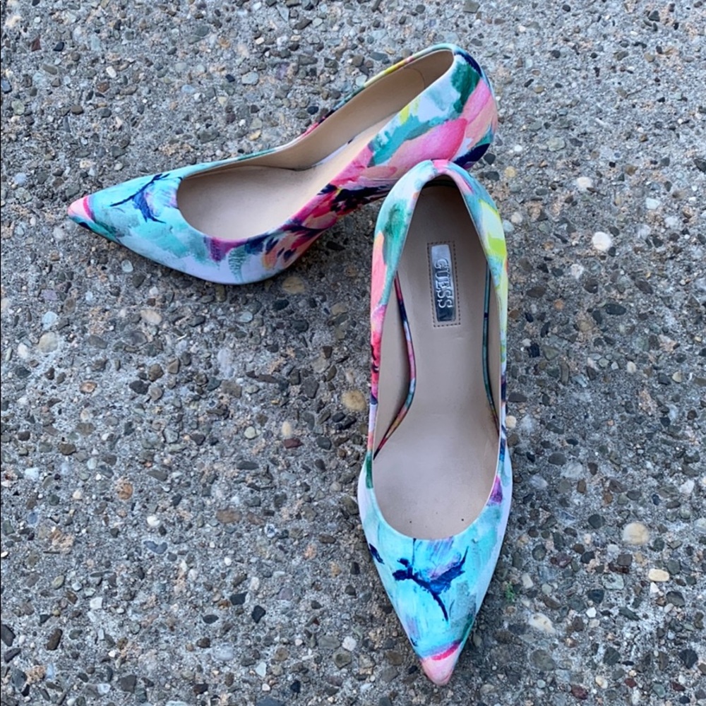 Guess heels